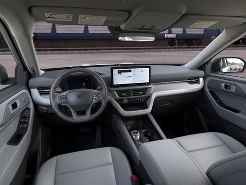 New 2026 Ford Explorer Active w/ Active Comfort Package RWD image 10