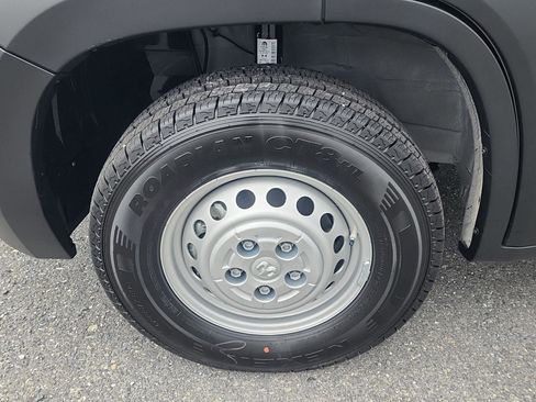 New 2026 RAM ProMaster 1500 w/ Convenience Group image 9