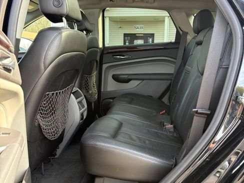 Used 2010 Cadillac SRX Luxury image 10