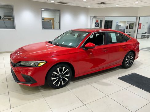 Used 2024 Honda Civic EX image 6