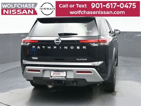 Used 2025 Nissan Pathfinder Platinum w/ Cargo Package image 5