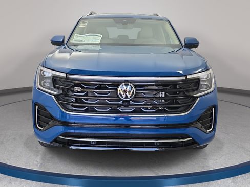 New 2026 Volkswagen Atlas SEL Premium R-Line AWD/4WD image 2