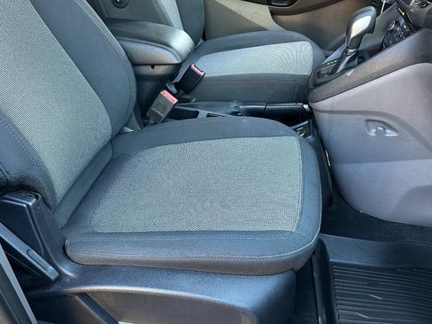 Used 2019 Ford Transit Connect XL image 20
