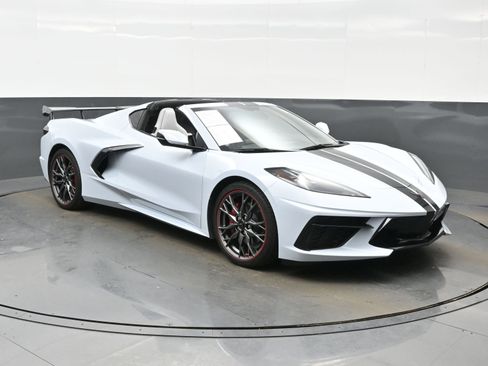 Used 2023 Chevrolet Corvette Stingray Coupe w/ Battery Protection Package image 8