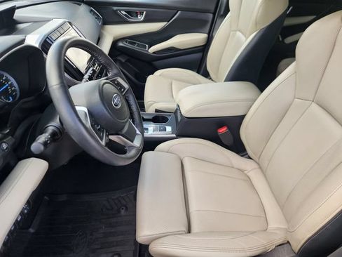 Used 2020 Subaru Ascent Limited w/ Technology Package AWD/4WD image 13