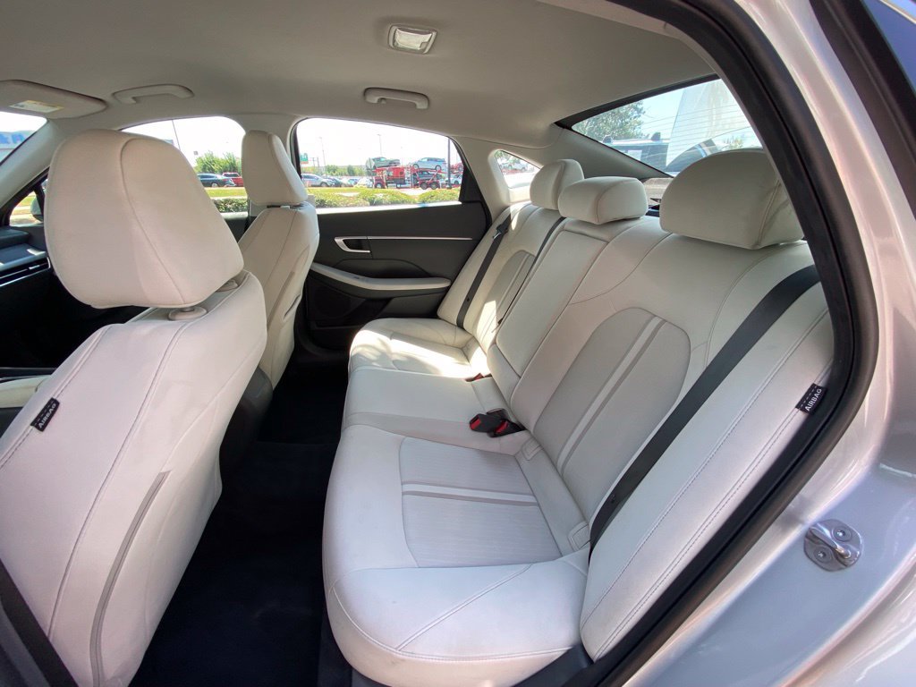 Used 2025 Hyundai Sonata SEL FWD image 33