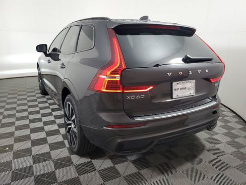 Used 2024 Volvo XC60 B5 Plus w/ Protection Package Premier AWD/4WD image 4