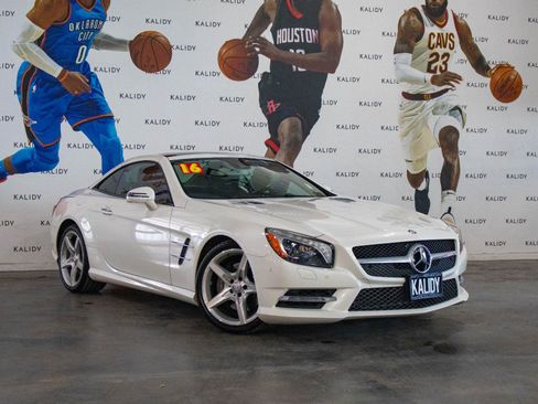 Used 2016 Mercedes-Benz SL 400 image 2