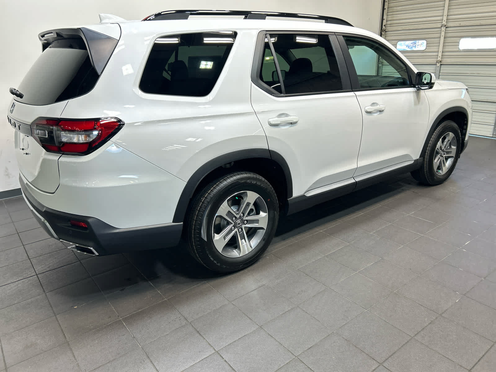 New 2026 Honda Pilot EX-L image 5