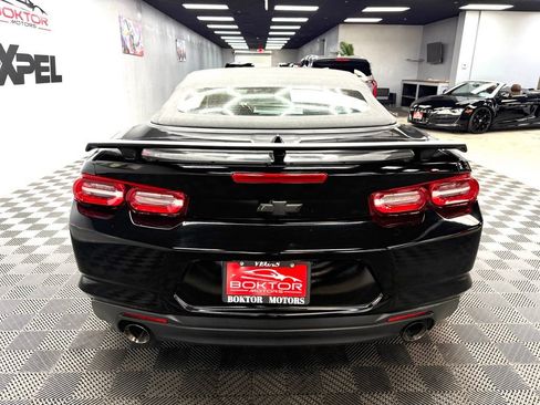Used 2023 Chevrolet Camaro LT RWD image 12