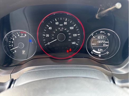 Used 2018 Honda HR-V LX image 15