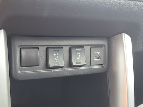 Certified 2023 Toyota Corolla Cross XLE w/ Convenience Package FWD image 28