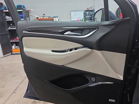 Used 2023 Buick Enclave Essence w/ Experience Buick Package image 27