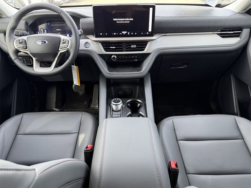 New 2026 Ford Explorer Active w/ Active Comfort Package image 9
