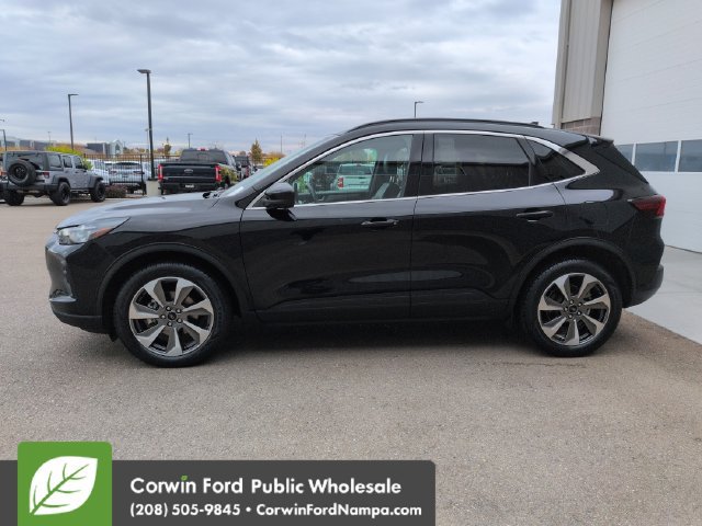Used 2024 Ford Escape Platinum AWD/4WD image 6