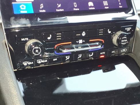 New 2025 Jeep Grand Cherokee Limited w/ MOPAR Finishing Package image 10