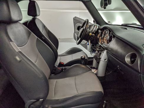 Used 2005 MINI Cooper S image 18