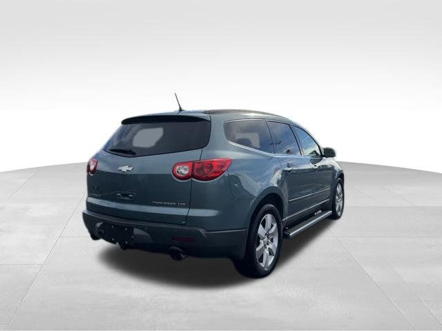 Used 2009 Chevrolet Traverse LTZ FWD image 5