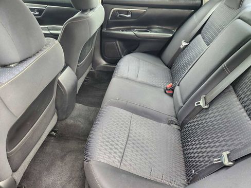 Used 2016 Nissan Altima 2.5 SV FWD image 30