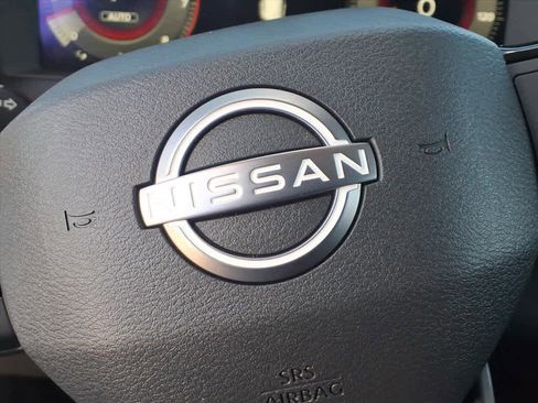 Certified 2026 Nissan Rogue SL image 10