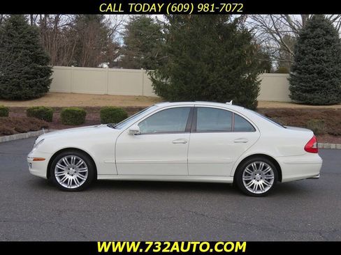 Used 2007 Mercedes-Benz E 350 4MATIC Sedan image 2
