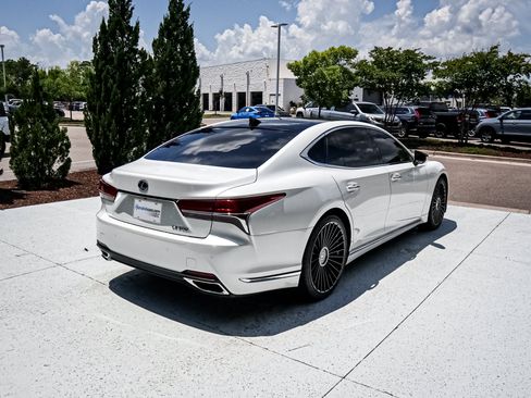 Used 2018 Lexus LS 500 w/ Luxury Package RWD image 11