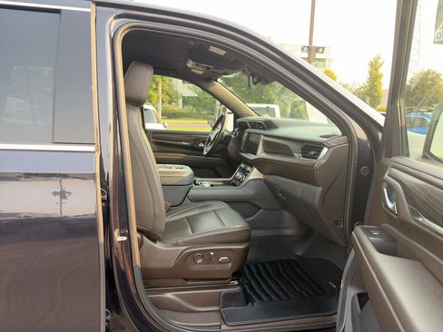 Used 2023 GMC Yukon Denali AWD/4WD image 20