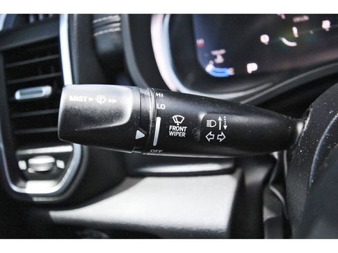 Used 2023 RAM 1500 Laramie image 17