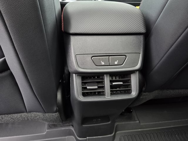 New 2027 Chevrolet Equinox RS w/ Safety and Technology Package AWD/4WD image 11