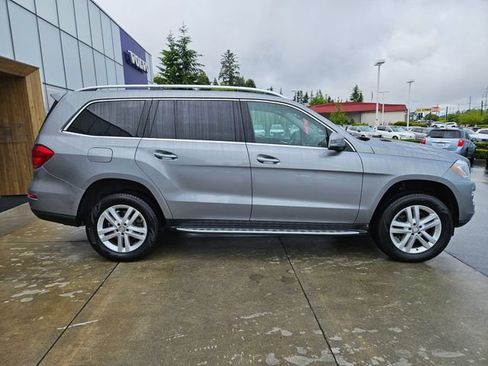 Used 2015 Mercedes-Benz GL 450 4MATIC image 4