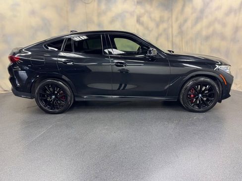 Used 2022 BMW X6 M50i w/ Executive Package AWD/4WD image 10