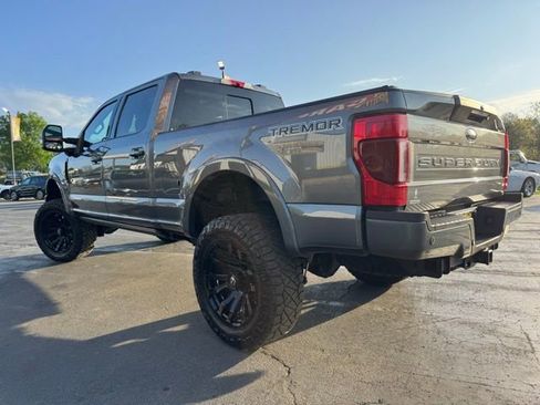 Used 2022 Ford F350 Lariat w/ Tremor Off-Road Package image 5