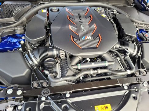 New 2026 BMW M5 image 18