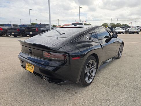 Used 2025 Nissan Z Sport w/ Floor Mat Package RWD image 3