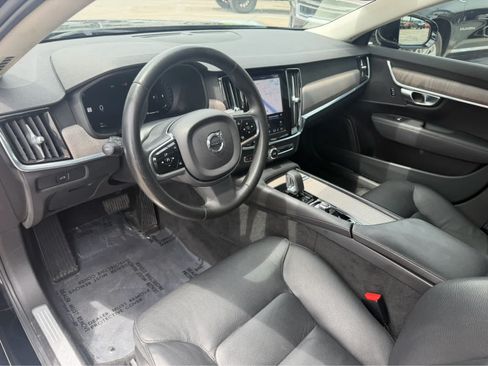 Used 2023 Volvo S90 B6 Plus AWD/4WD image 12