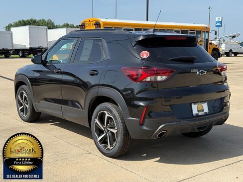Used 2021 Chevrolet TrailBlazer RS w/ Sun and Liftgate Package AWD/4WD image 7