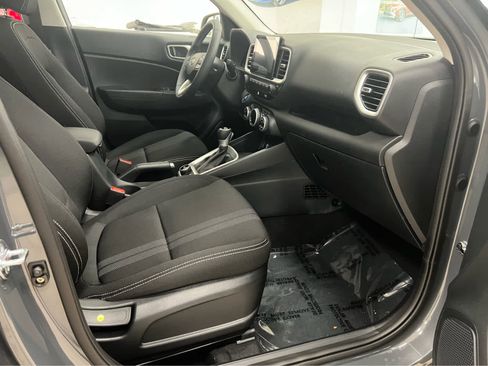 Certified 2026 Hyundai Venue SEL image 19