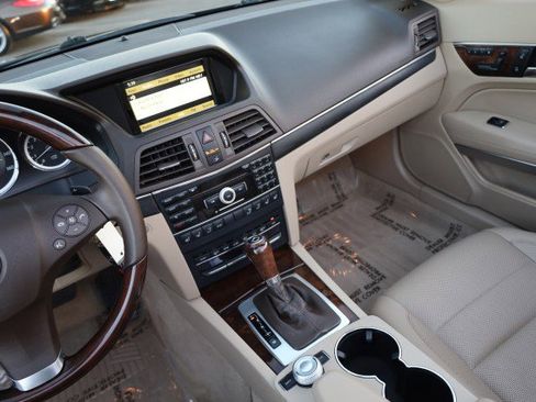 Used 2011 Mercedes-Benz E 550 E 550 image 28