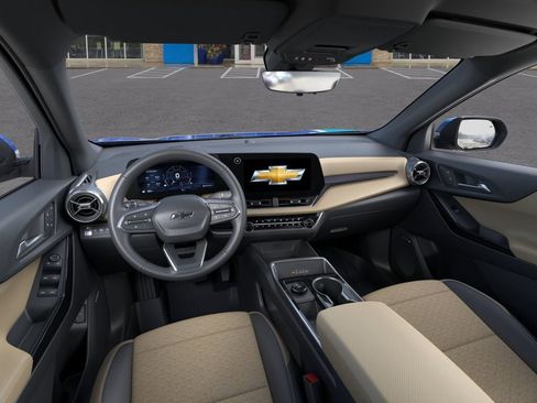 New 2026 Chevrolet Equinox ACTIV w/ Convenience Package III AWD/4WD image 15