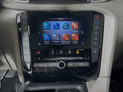 Used 2023 INFINITI QX50 Luxe image 24