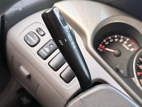 Used 2003 Toyota Highlander 2WD image 28