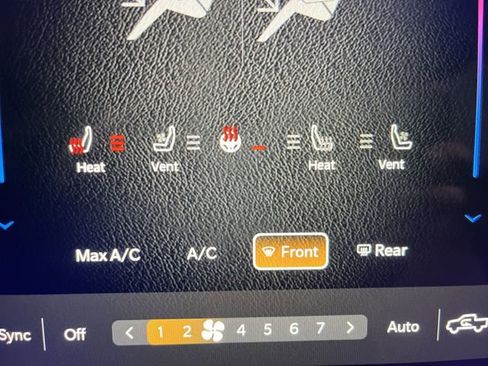 Used 2022 RAM 3500 Laramie image 7