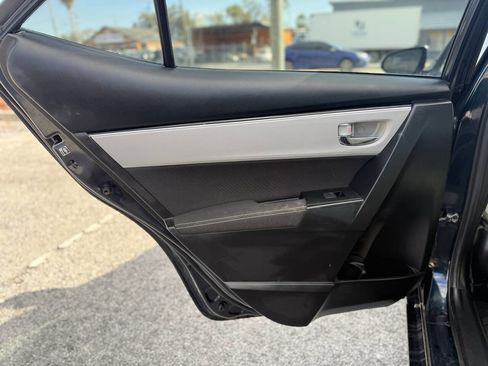 Used 2019 Toyota Corolla LE image 20