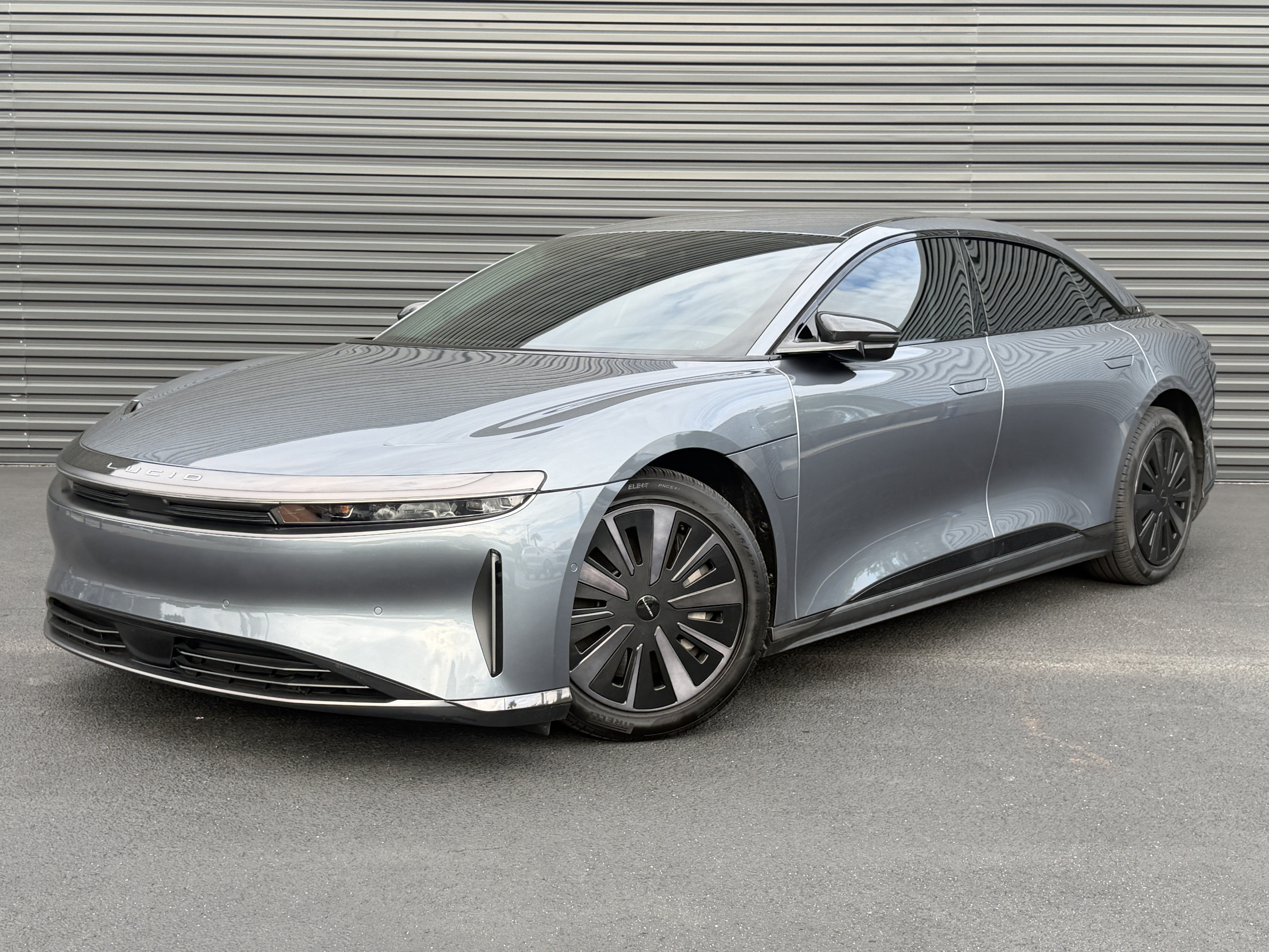 Used 2025 Lucid Air Pure RWD image 1