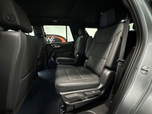 Used 2023 Chevrolet Tahoe LT w/ LT Signature Package AWD/4WD image 12