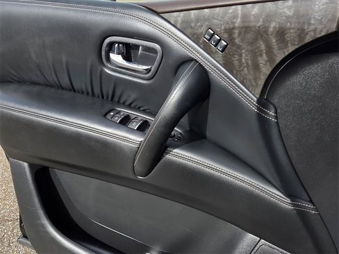 Used 2023 Nissan Armada Platinum w/ Captain's Chairs Package image 17