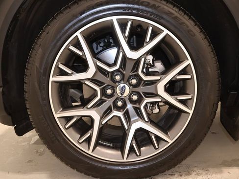 Certified 2025 Ford Explorer Platinum w/ Ultimate Package image 49