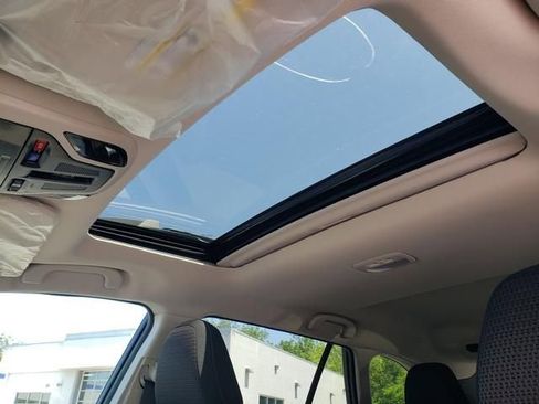 Used 2025 Subaru Outback Premium image 15