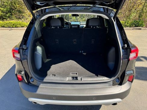 Used 2025 Ford Escape Platinum AWD/4WD image 18