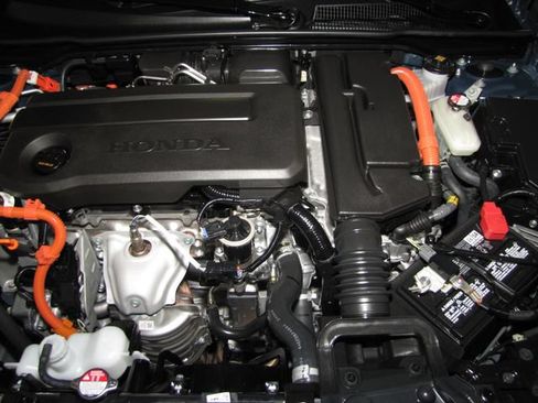 Certified 2025 Honda Civic Sport Touring image 23